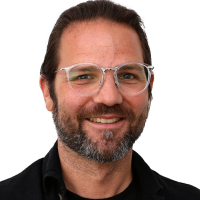 Tobias Fischer