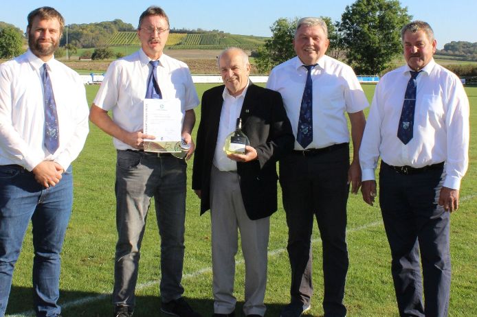 DFB-Sonderehrung Richard Müller ASV Ippesheim
