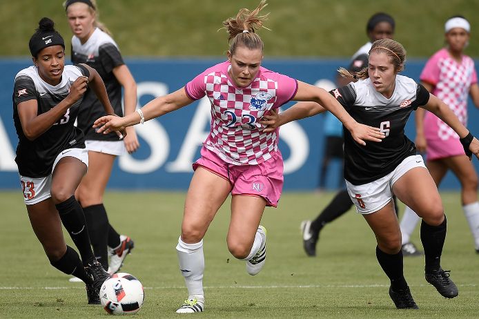 Hanna Kallmaier im Trikot der Kansas University