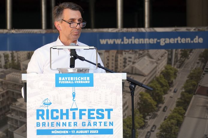 Brienner Gärten BFV feiert Richtfest BFV