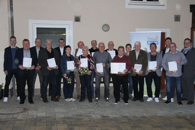 Jolanta Andruszkiewicz (SpVgg Bayern Hof), Brigitte Feulner (TSV Streitau), Günther Baderschneider (ATS Bobengrün), Jürgen Fuchs (1.FC Schwarzenbach/SpVgg Saalestadt), Norbert Heider (1. FC Gefrees), Harald Kout (FC Wiesla Hof), Karl Kuchenreuther (SpVgg Bayern Hof), Robert Pankalla (FC Stammbach), Heinz Zapf (1.FC Gefrees), Roland Zeitler (SV Pechbrunn -Groschlattengrün), Peter Kempf (Spielgruppenleiter)