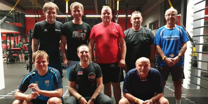 Bfv Schiedsrichter Trainieren Im Cleverfit Schwandorf