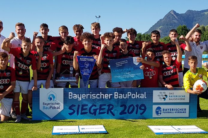 BauPokal Sieger 2019: die U15 des FC Ingolstadt 04