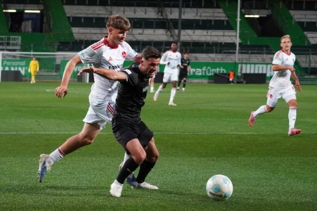 Spielszene SpVgg Greuther Fürth II - 1. FC Nürnberg II