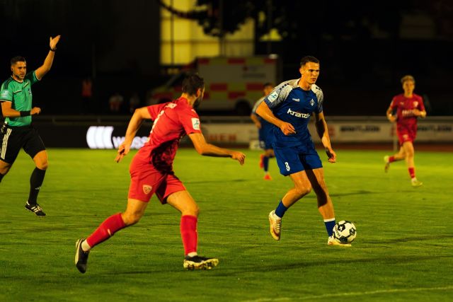 Spielszene FV Illertissen gegen TSV Buchbach