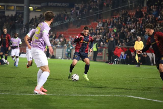 Spielszene SpVgg Unterhaching - FC Würzburger Kickers