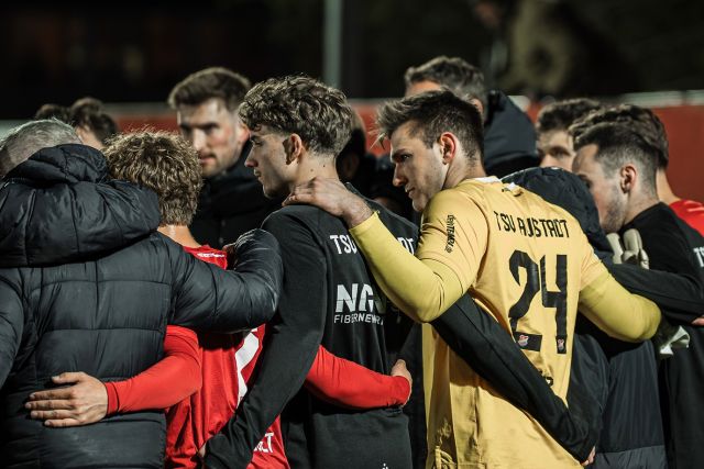 Spieler des TSV Aubstadt im Kreis