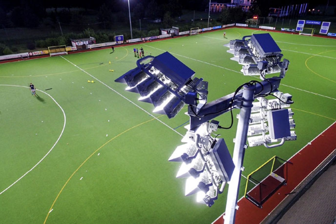 fordermittel fur flutlichtanlagen beantragen und kraftig sparen bfv