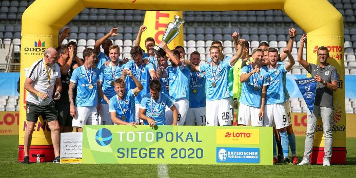 Munchner Lowen Feiern Premieren Titel Bfv