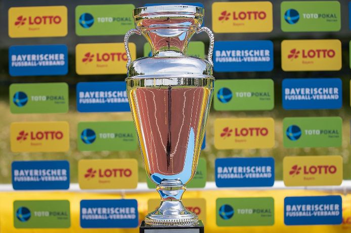 Der Toto-Pokal beim Finale 2021.
