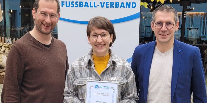 v.l.n.r.: Verbands-Jugendleiter Florian Weißmann, Kerstin Hug und Vize-Präsident Jürgen Pfau.