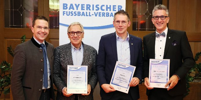 Vorstands-Ehrungen für Sven Laumer, Jürgen Pfau und Günther Huber