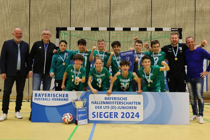 Der FC Augsburg hat die Bayerische Hallenmeisterschaft der U13-Junioren gewonnen.